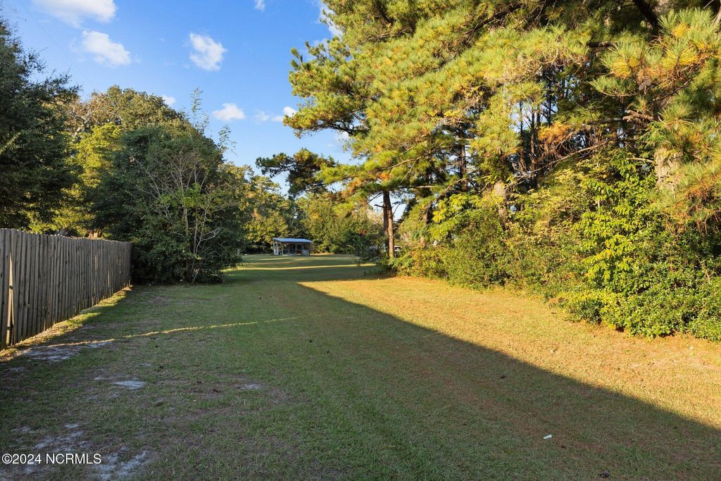 Photo of 4812 Highway 24, Newport, NC 28570 (MLS # 100472955)