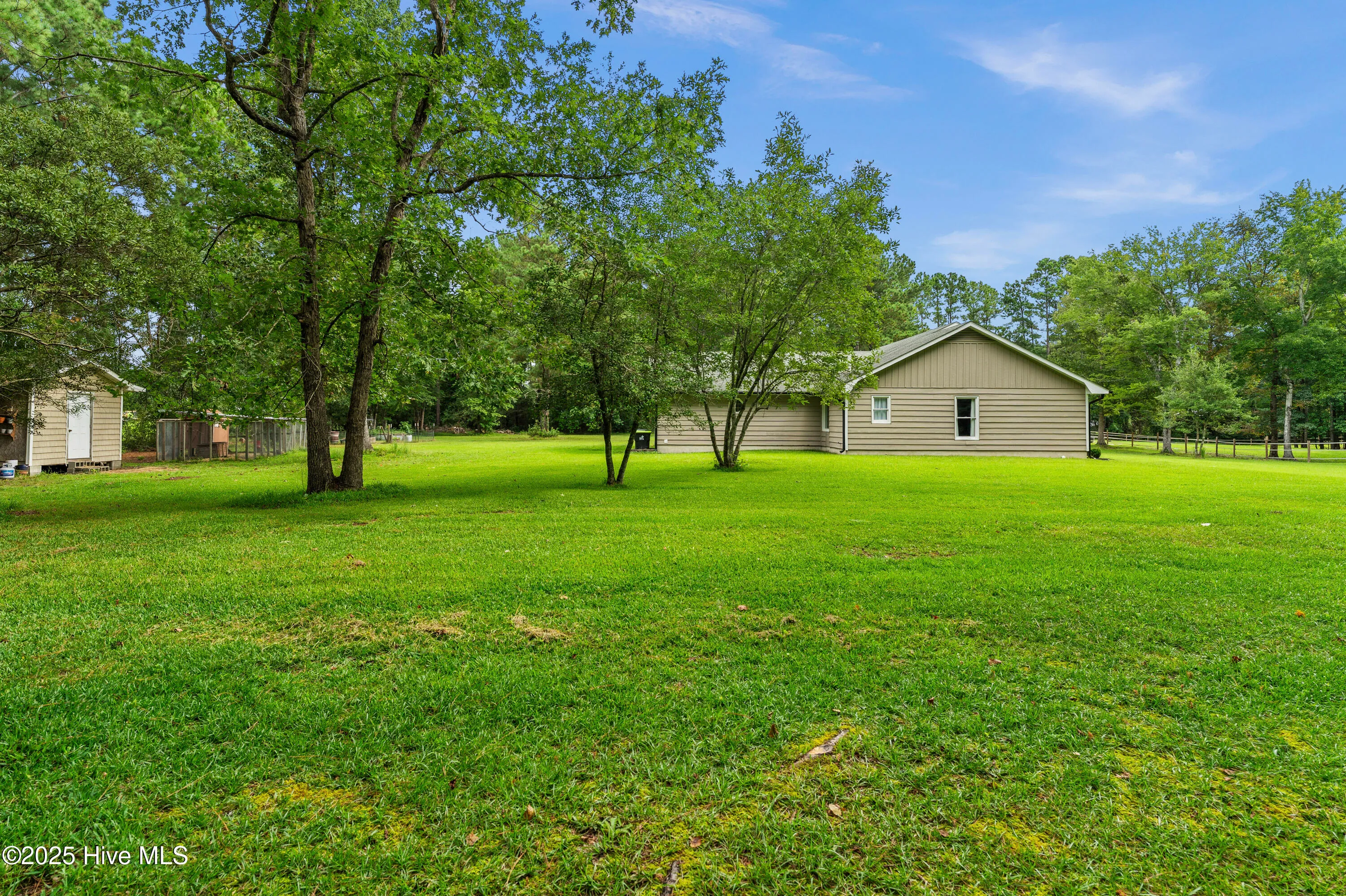 Jacksonville, North Carolina 28546, United States, 3 Bedrooms Bedrooms, ,3 BathroomsBathrooms,Residential,Pending,205630