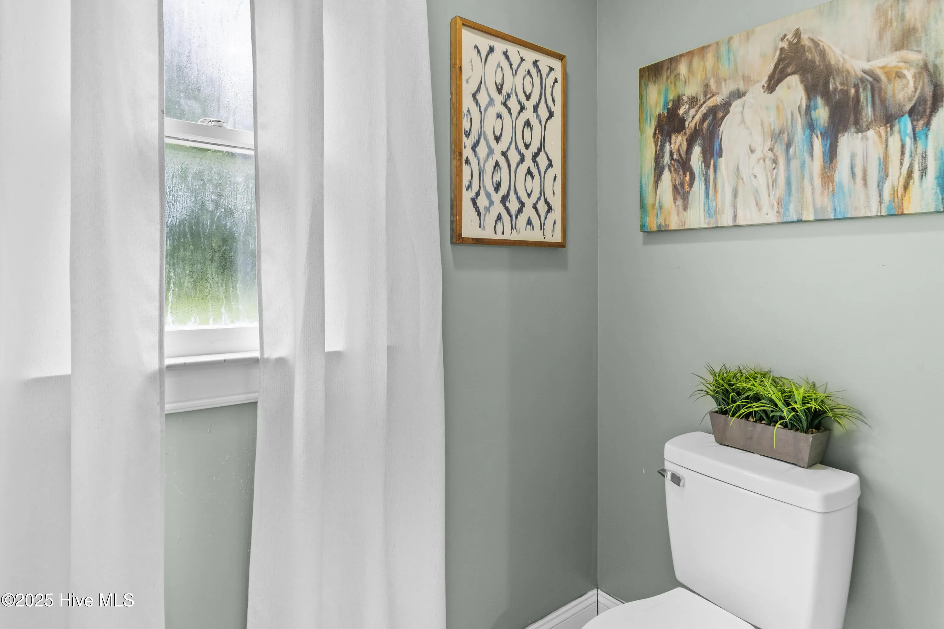 Jacksonville, North Carolina 28546, United States, 3 Bedrooms Bedrooms, ,3 BathroomsBathrooms,Residential,Pending,205630