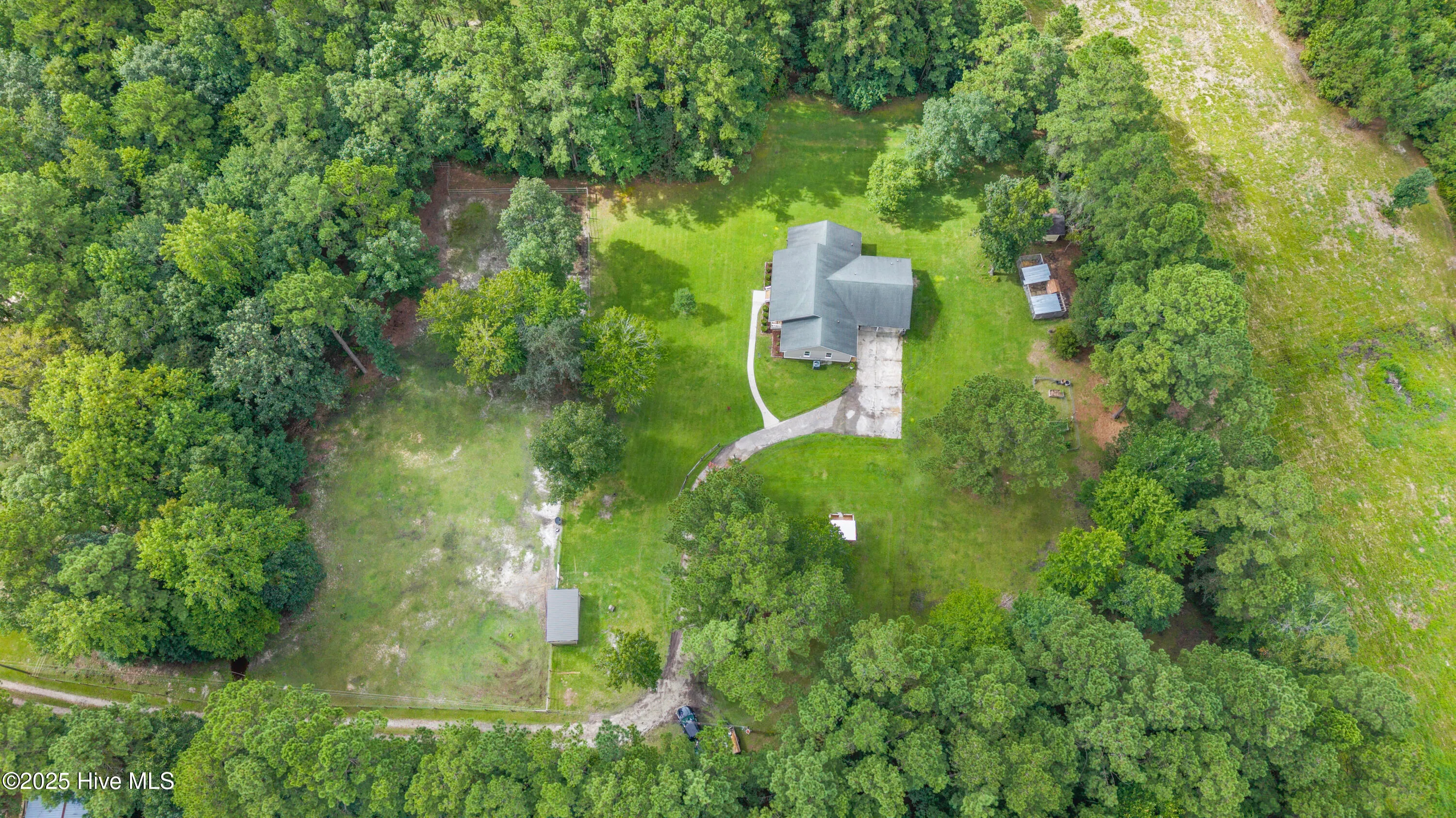 Jacksonville, North Carolina 28546, United States, 3 Bedrooms Bedrooms, ,3 BathroomsBathrooms,Residential,Pending,205630