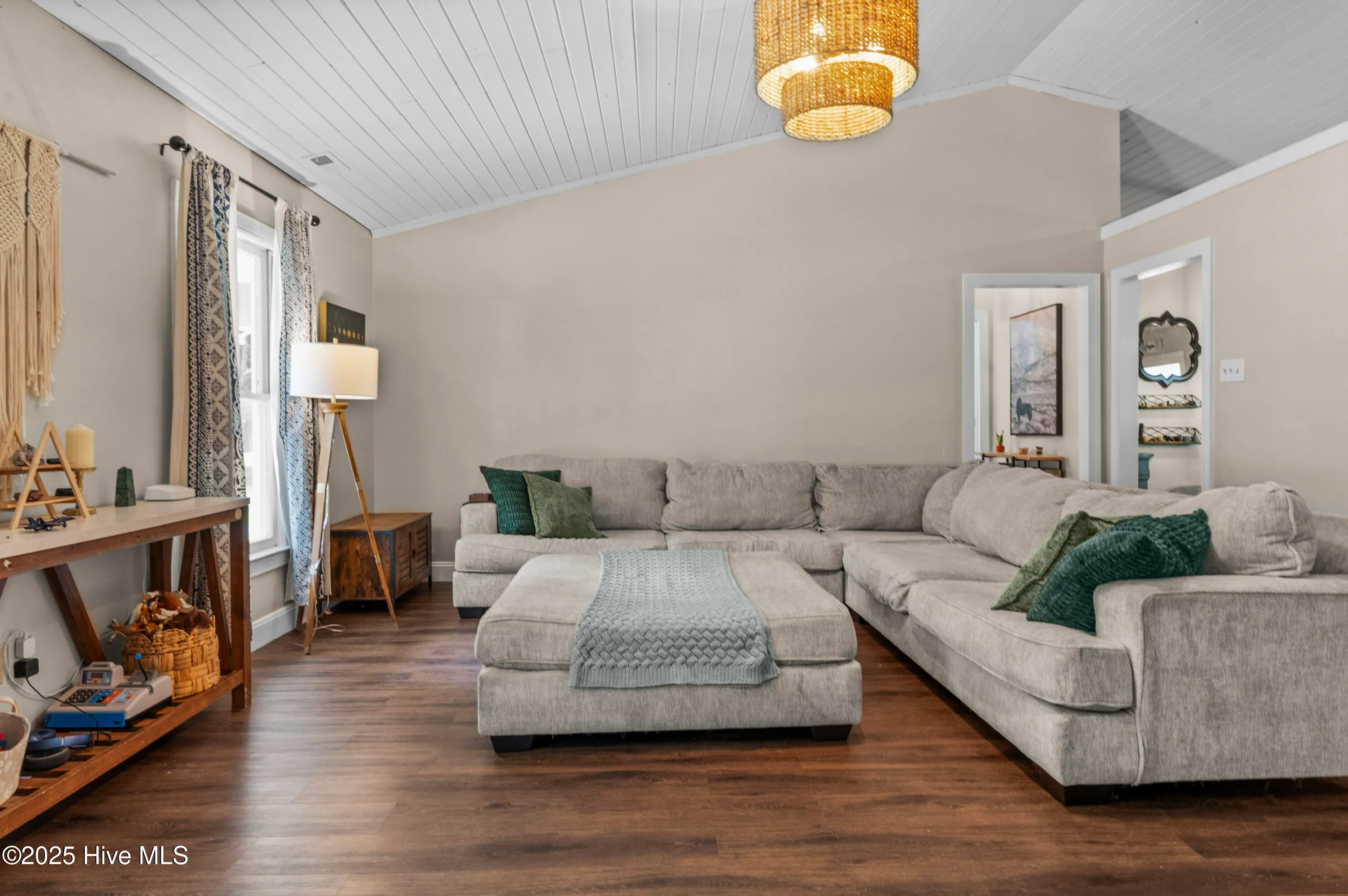 Jacksonville, North Carolina 28546, United States, 3 Bedrooms Bedrooms, ,3 BathroomsBathrooms,Residential,Pending,205630