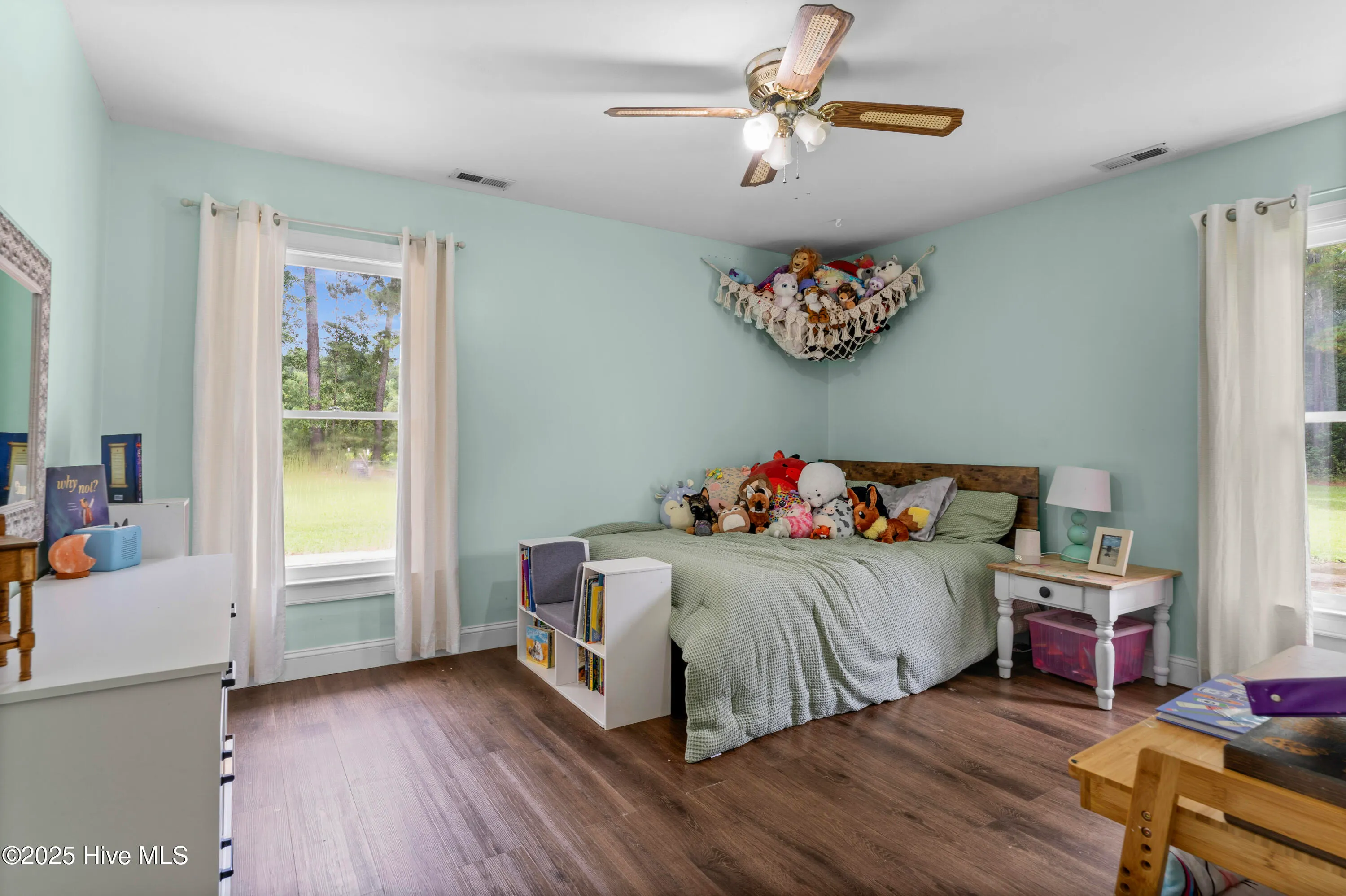 Jacksonville, North Carolina 28546, United States, 3 Bedrooms Bedrooms, ,3 BathroomsBathrooms,Residential,Pending,205630