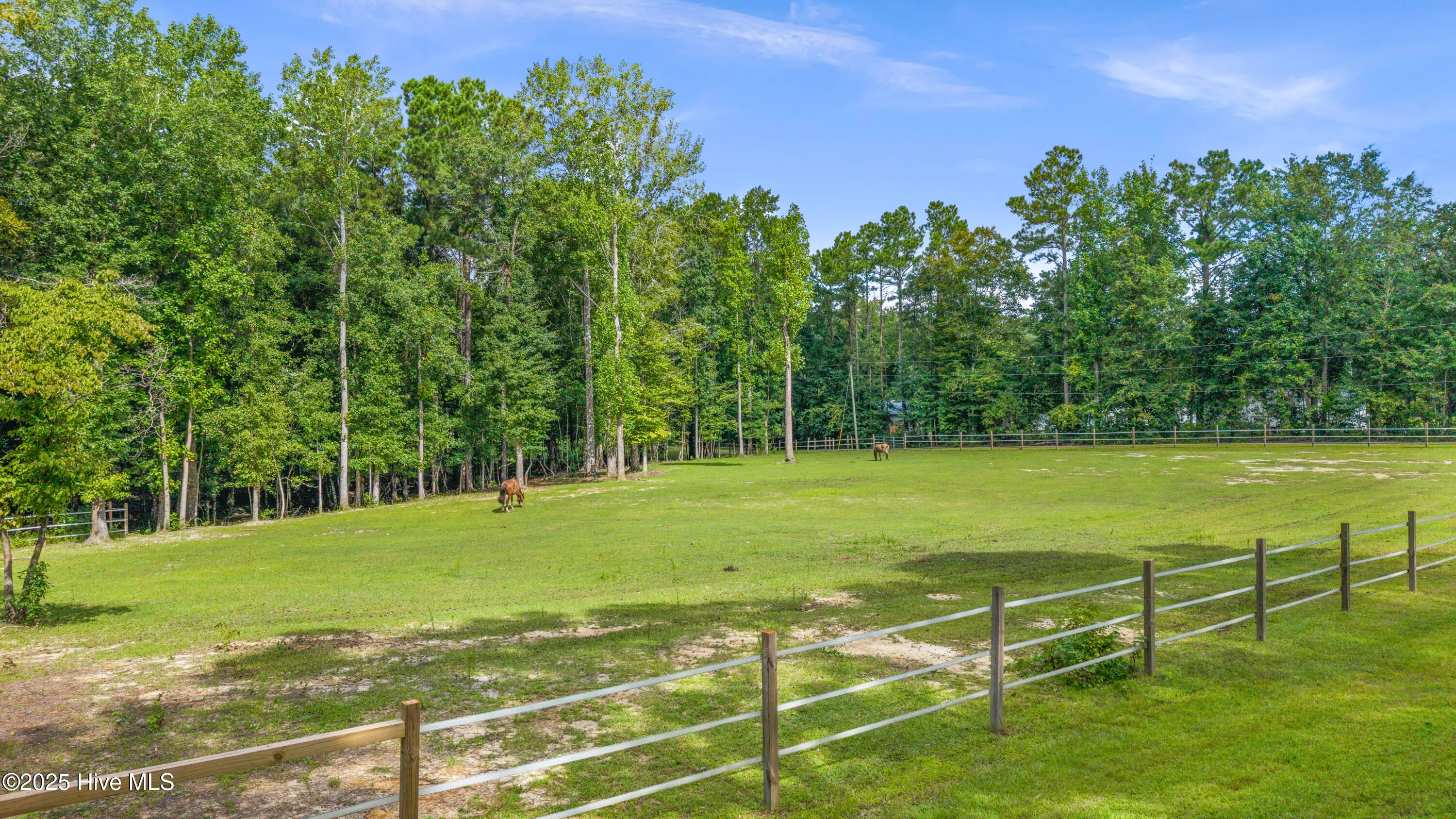 Jacksonville, North Carolina 28546, United States, 3 Bedrooms Bedrooms, ,3 BathroomsBathrooms,Residential,Pending,205630