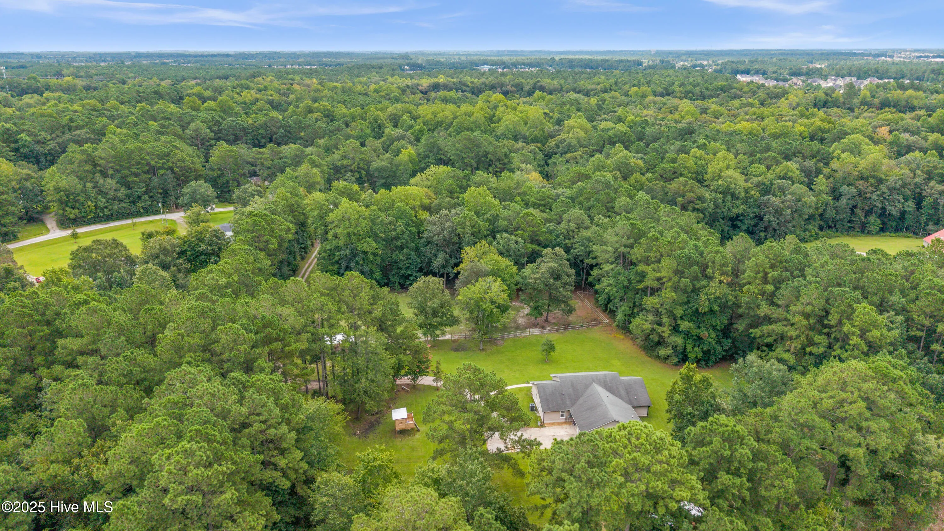 Jacksonville, North Carolina 28546, United States, 3 Bedrooms Bedrooms, ,3 BathroomsBathrooms,Residential,Pending,205630