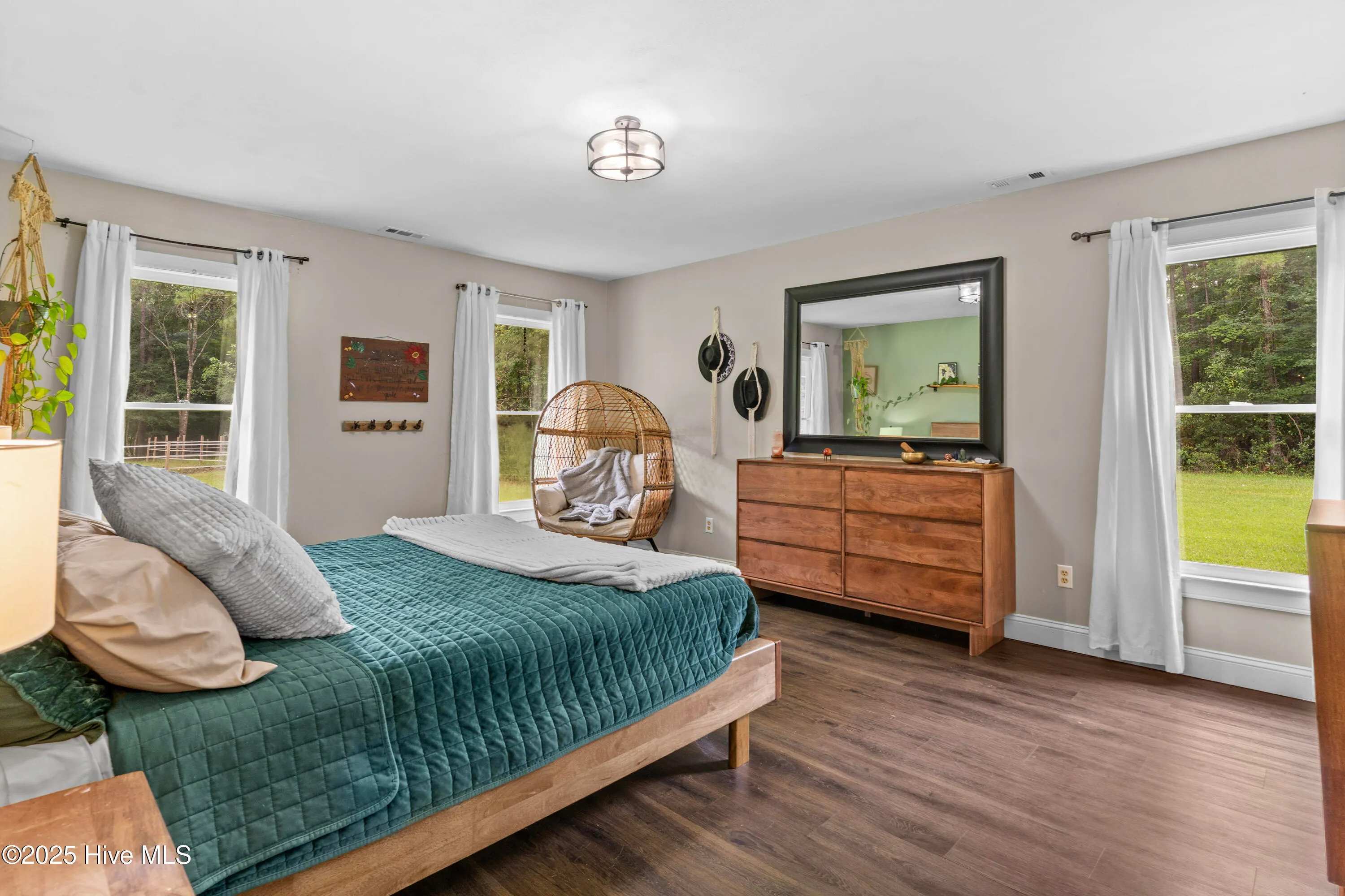 Jacksonville, North Carolina 28546, United States, 3 Bedrooms Bedrooms, ,3 BathroomsBathrooms,Residential,Pending,205630