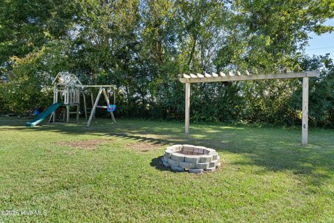 Tiny photo for 414 John Deere Court, Richlands, NC 28574 (MLS # 100538097)