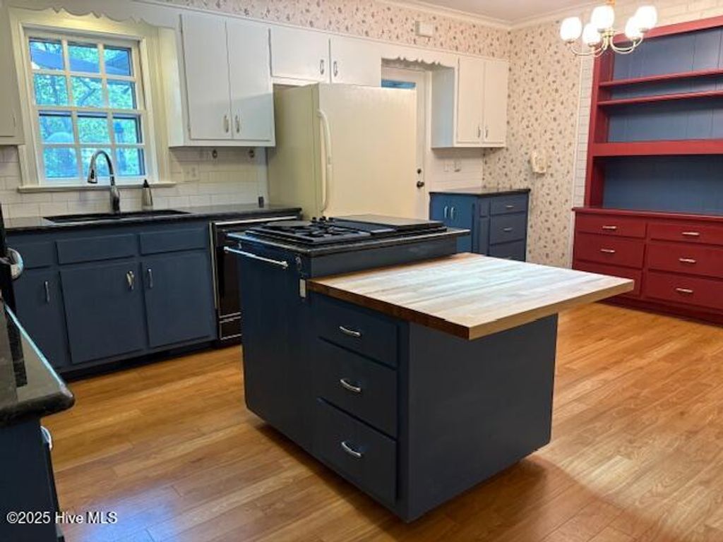 Photo of 3409 Woodlawn Road, Rocky Mount, NC 27804 (MLS # 100528201)