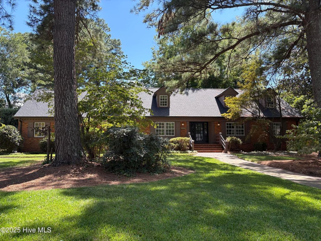 Photo of 3409 Woodlawn Road, Rocky Mount, NC 27804 (MLS # 100528201)