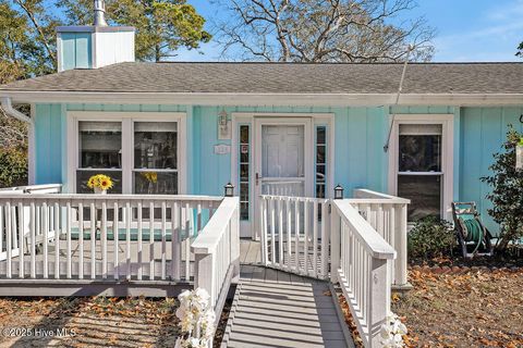 A home in Oak Island