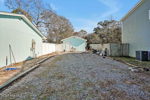 A home in Oak Island