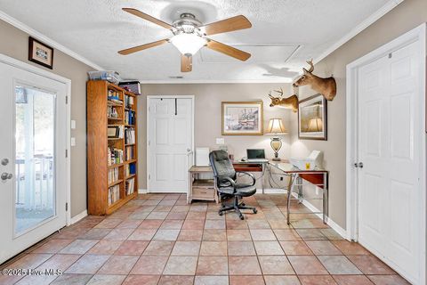 A home in Oak Island