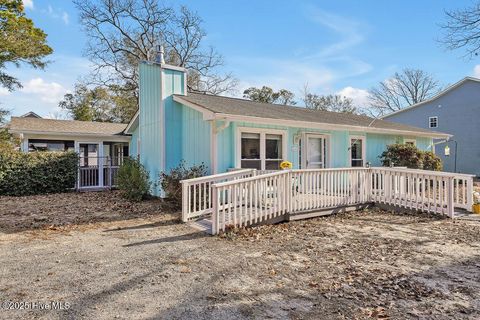 A home in Oak Island