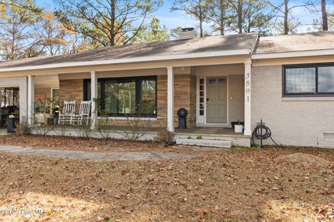 A home in Shallotte