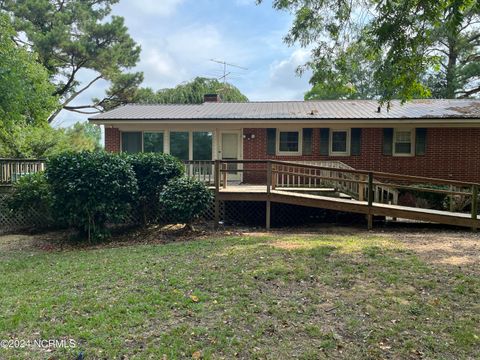 A home in Kenansville