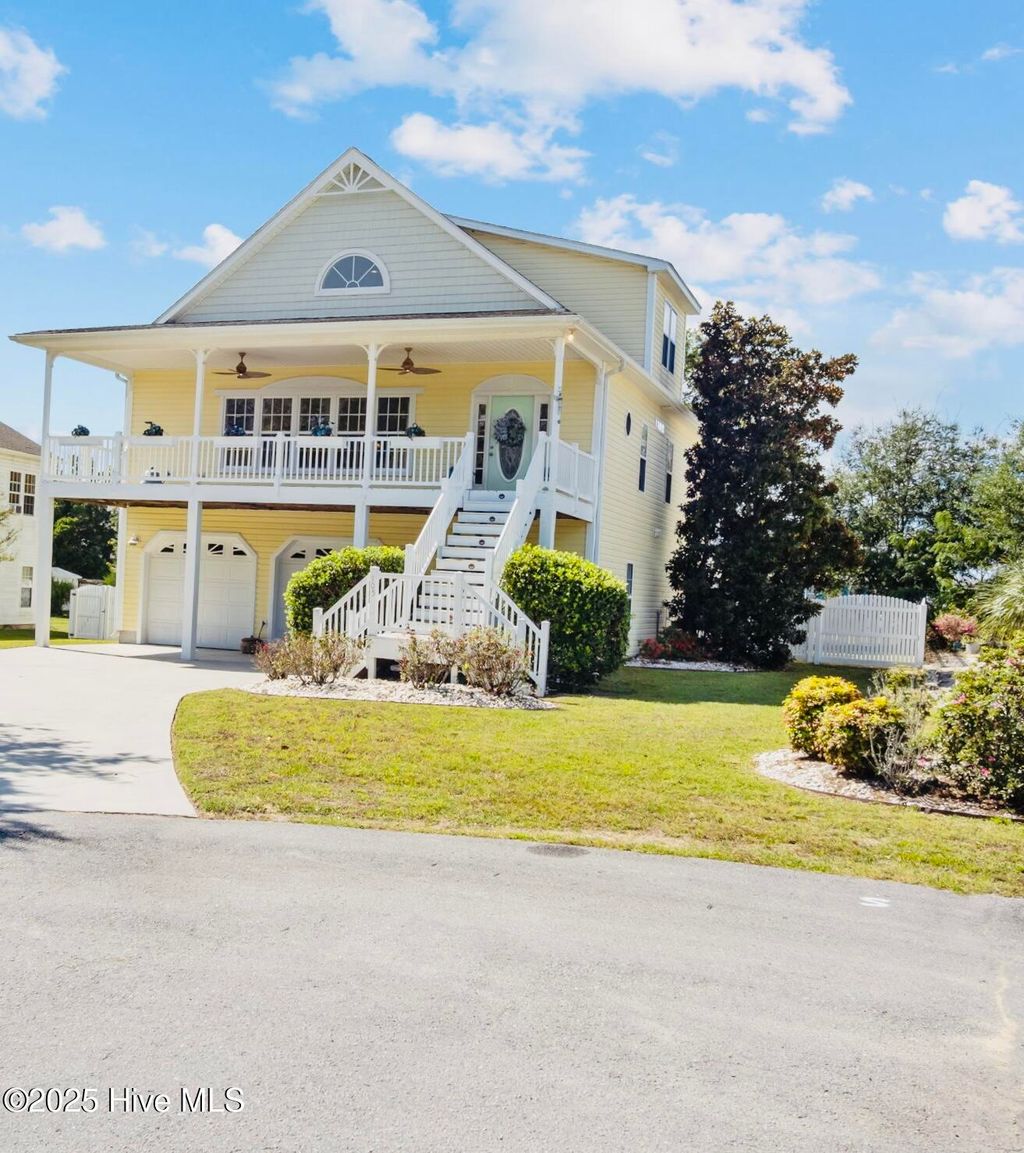 Photo of 105 Everette Court, Newport, NC 28570 (MLS # 100538210)