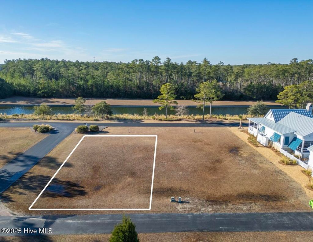 Photo of 776 E Harborside Drive, Oriental, NC 28571 (MLS # 100487991)