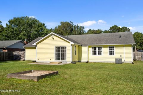Tiny photo for 725 Stonewall Avenue, Jacksonville, NC 28540 (MLS # 100533987)