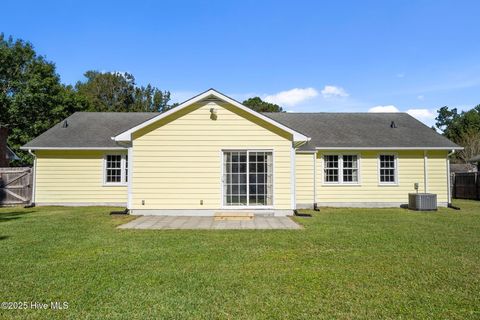 Tiny photo for 725 Stonewall Avenue, Jacksonville, NC 28540 (MLS # 100533987)