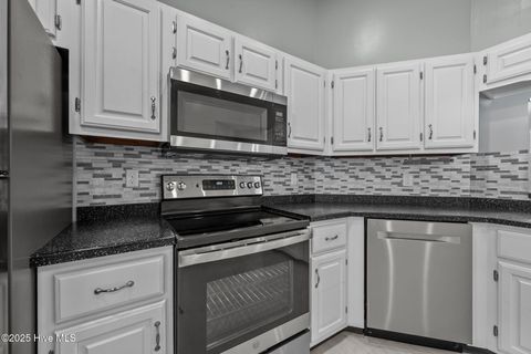 Tiny photo for 725 Stonewall Avenue, Jacksonville, NC 28540 (MLS # 100533987)