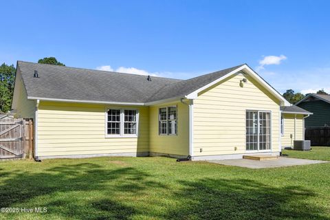 Tiny photo for 725 Stonewall Avenue, Jacksonville, NC 28540 (MLS # 100533987)