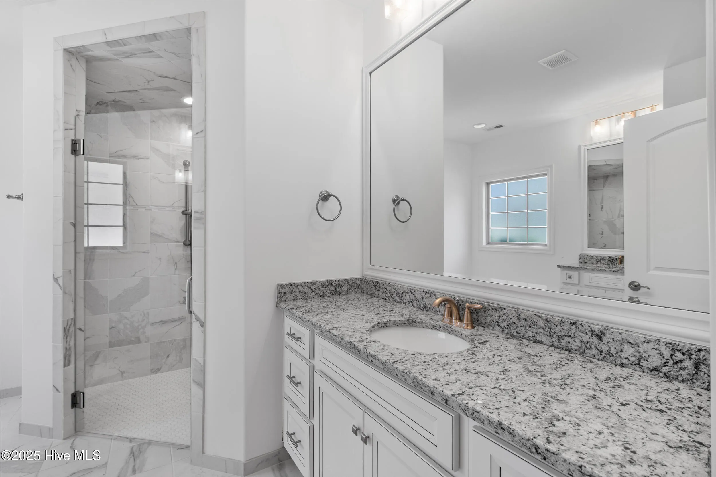 Wilmington, North Carolina 28412, United States, 3 Bedrooms Bedrooms, ,3 BathroomsBathrooms,Residential,Pending,111427