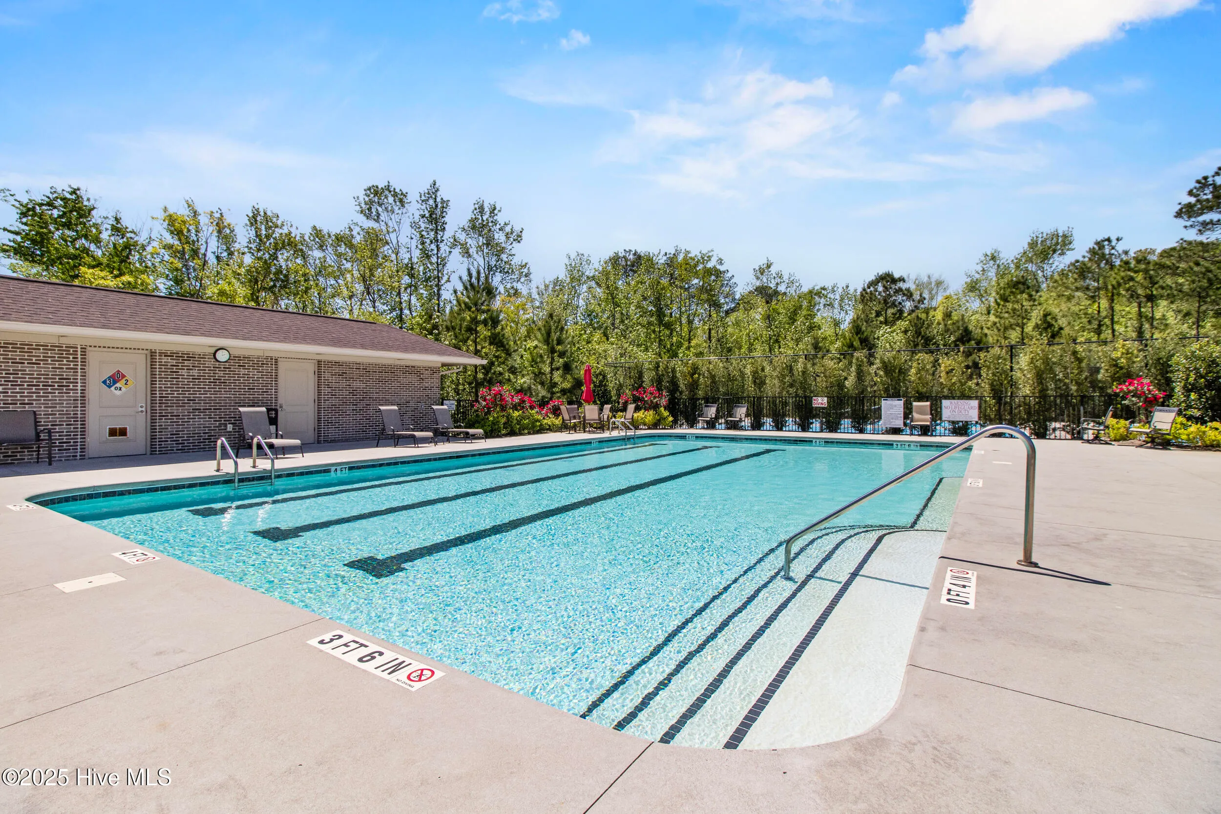 Wilmington, North Carolina 28412, United States, 3 Bedrooms Bedrooms, ,3 BathroomsBathrooms,Residential,Pending,111427