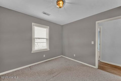 Tiny photo for 2720 S 17th Street S #Apt D, Wilmington, NC 28412 (MLS # 100535048)
