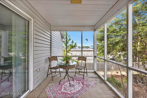 Tiny photo for 2720 S 17th Street S #Apt D, Wilmington, NC 28412 (MLS # 100535048)