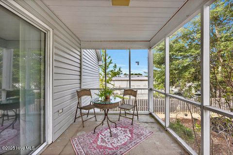 Tiny photo for 2720 S 17th Street S #Apt D, Wilmington, NC 28412 (MLS # 100535048)