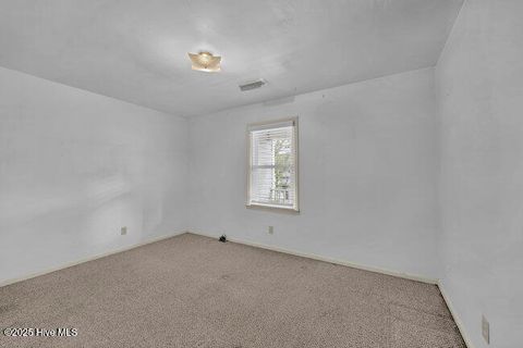 Tiny photo for 2720 S 17th Street S #Apt D, Wilmington, NC 28412 (MLS # 100535048)