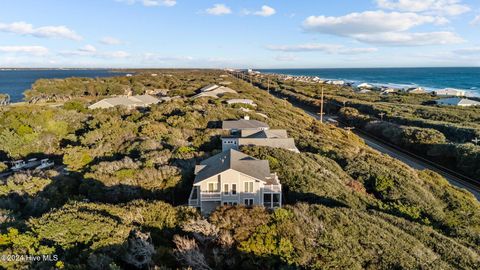 A home in Pine Knoll Shores