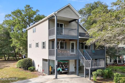 A home in Oak Island