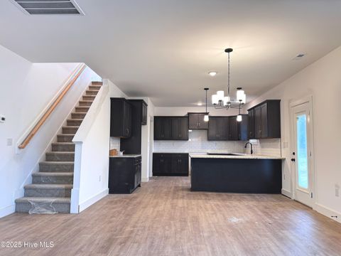 A home in Raeford