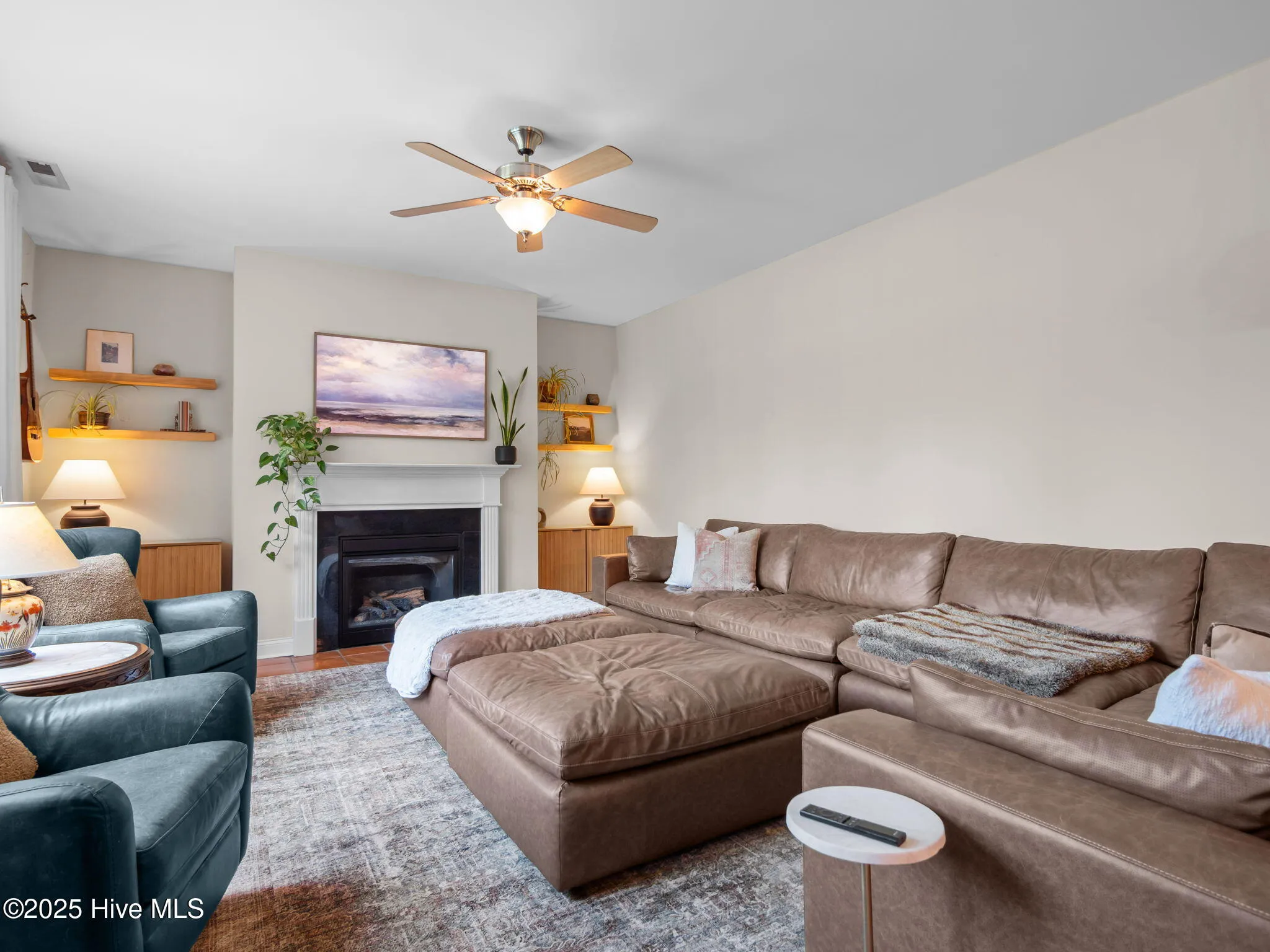 Swansboro, North Carolina 28584, United States, 5 Bedrooms Bedrooms, ,4 BathroomsBathrooms,Residential,Active,192092