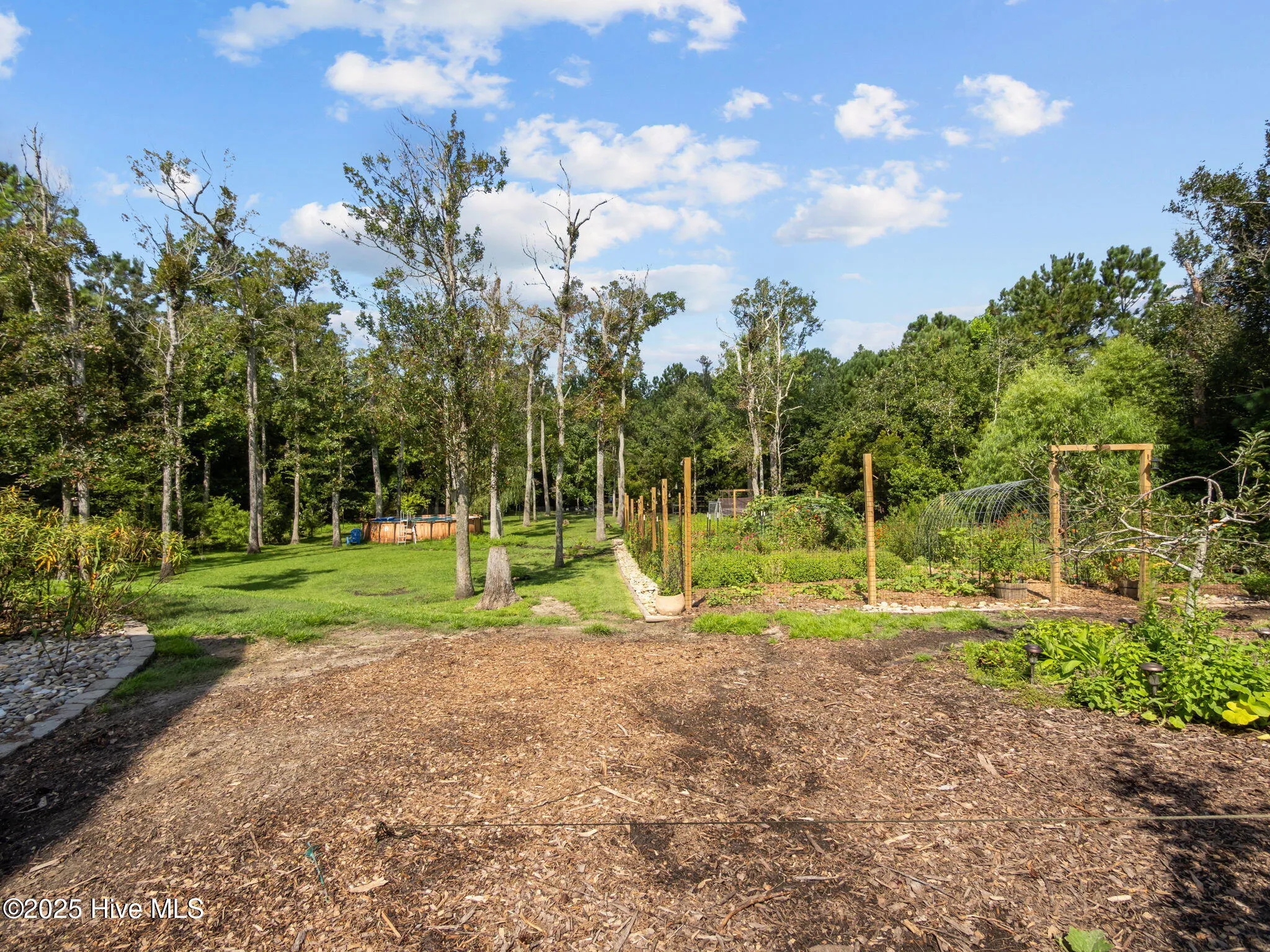 Swansboro, North Carolina 28584, United States, 5 Bedrooms Bedrooms, ,4 BathroomsBathrooms,Residential,Active,192092
