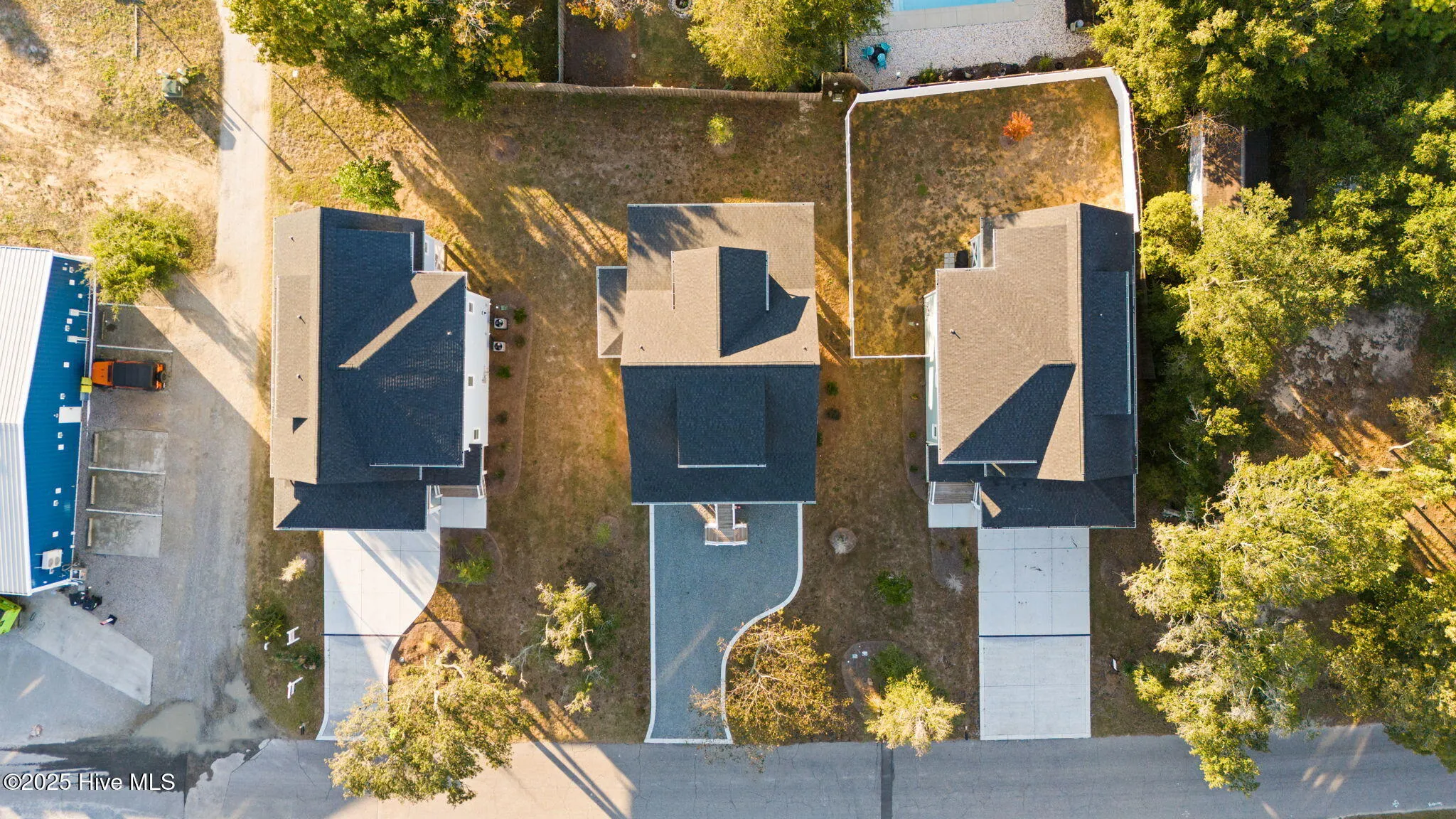 Oak Island, North Carolina 28465, United States, 4 Bedrooms Bedrooms, ,3 BathroomsBathrooms,Residential,Active,239080