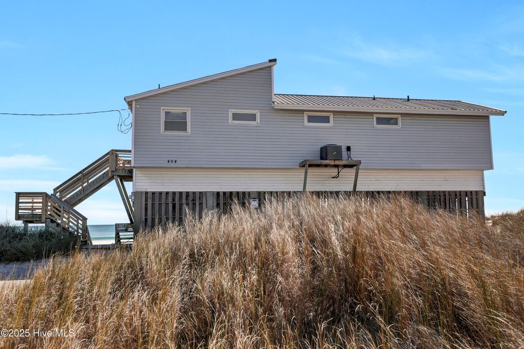 Photo of 464 Topsail Road, North Topsail Beach, NC 28460 (MLS # 100518546)