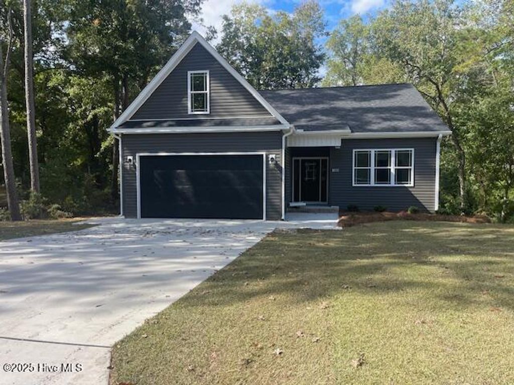 Photo of 708 Lancelot Drive, Greenville, NC 27858 (MLS # 100537572)