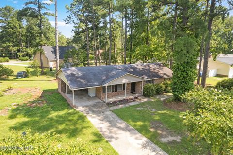 A home in Laurinburg