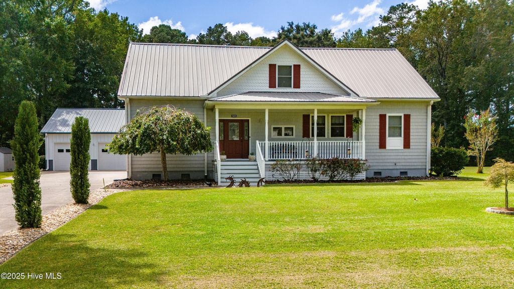 Photo of 505 Ragan Road, Oriental, NC 28571 (MLS # 100528902)