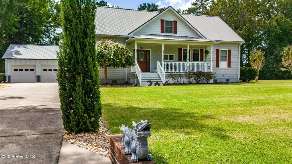 Photo of 505 Ragan Road, Oriental, NC 28571 (MLS # 100528902)
