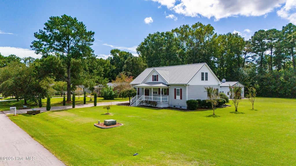Photo of 505 Ragan Road, Oriental, NC 28571 (MLS # 100528902)