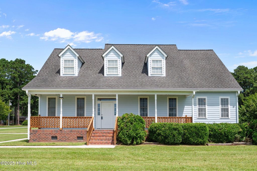 Photo of 6455 Mashie Drive, Grifton, NC 28530 (MLS # 100519550)