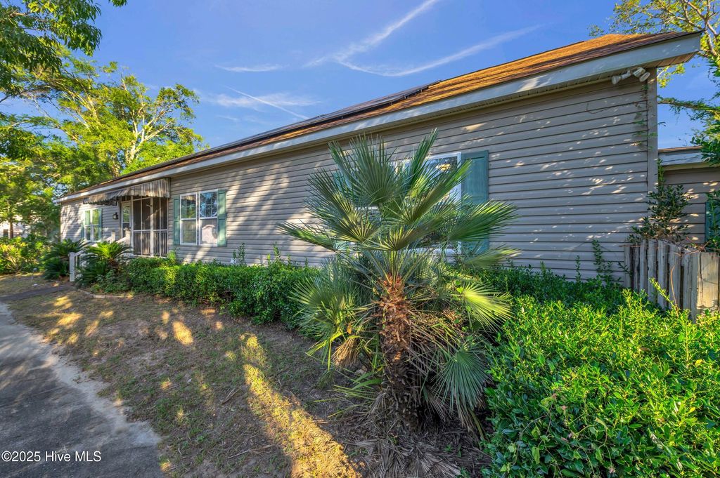 Photo of 705 Swann Street, Wilmington, NC 28401 (MLS # 100534697)