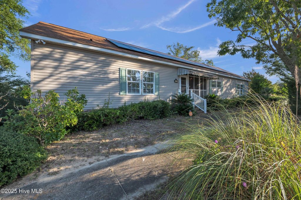 Photo of 705 Swann Street, Wilmington, NC 28401 (MLS # 100534697)