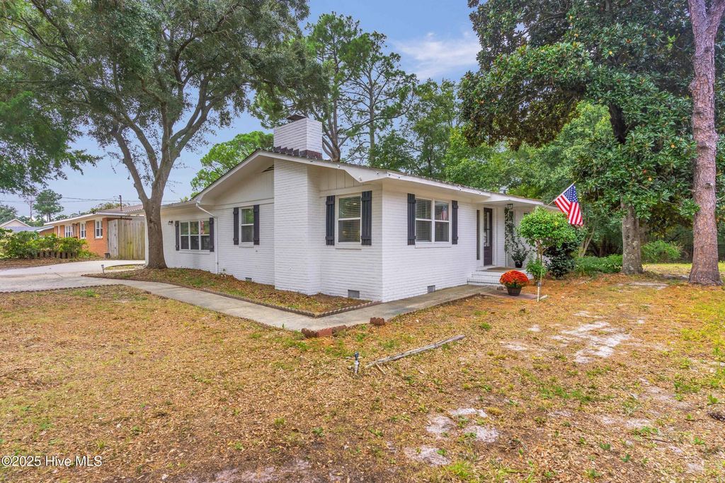 Photo of 6046 Shiloh Drive, Wilmington, NC 28409 (MLS # 100532637)