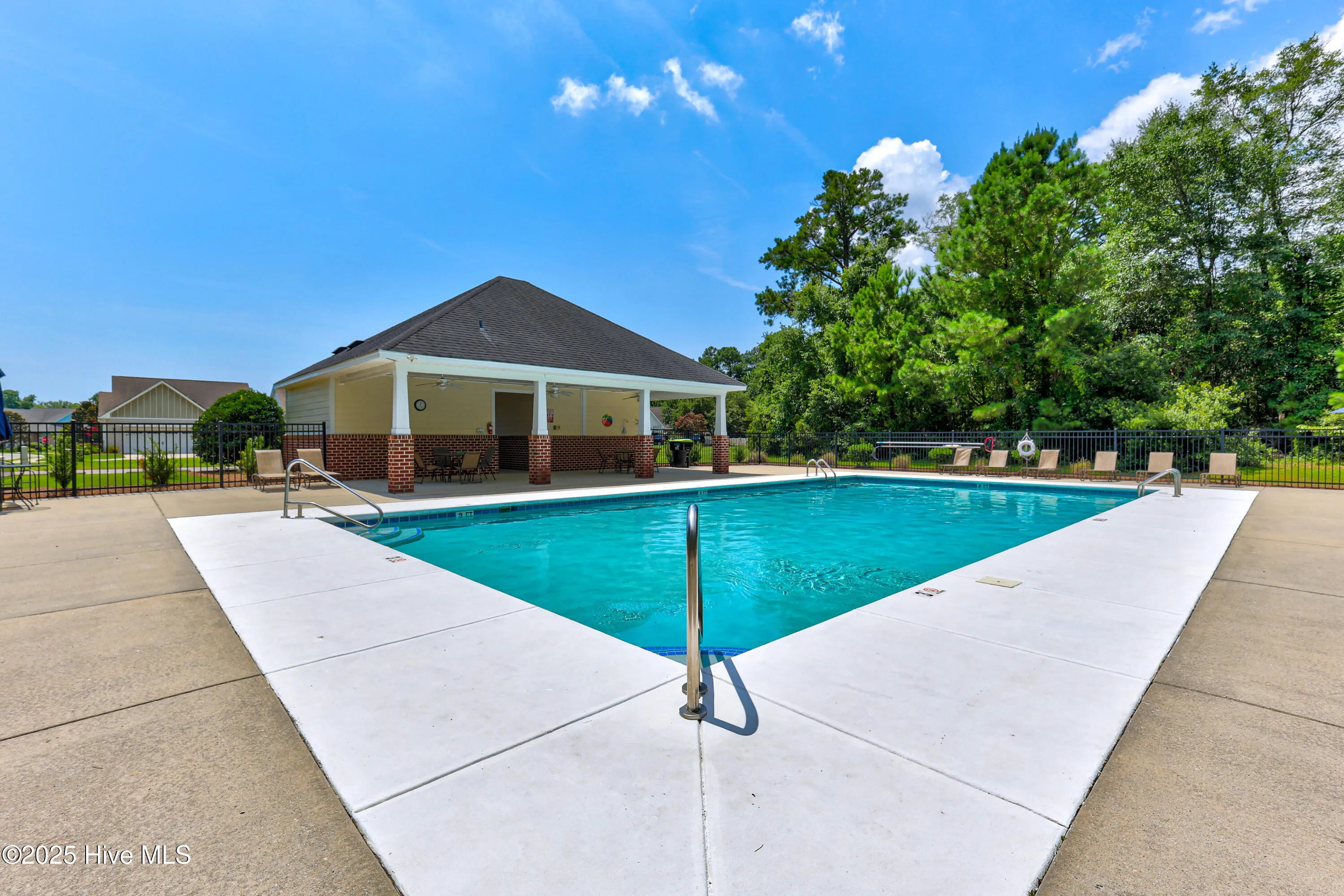 Wilmington, North Carolina 28411, United States, 4 Bedrooms Bedrooms, ,2 BathroomsBathrooms,Residential,Active,172912