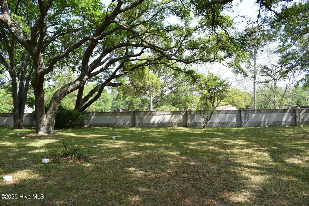 Photo of 2 Stone Ballast Way, Ocean Isle Beach, NC 28469 (MLS # 100502452)