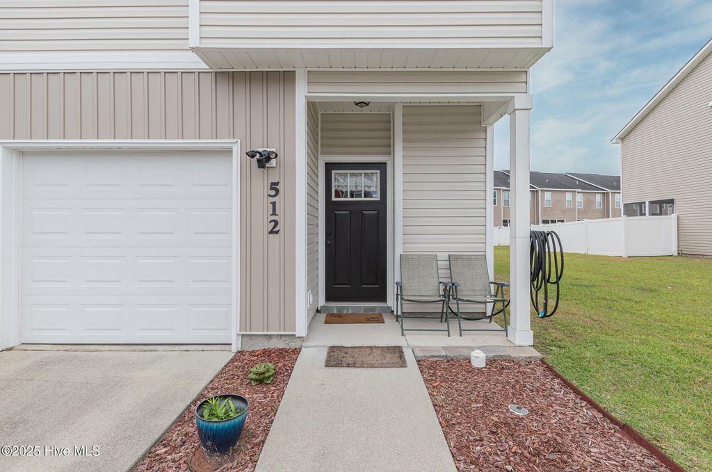Photo of 512 Caldwell Loop, Jacksonville, NC 28546 (MLS # 100530422)