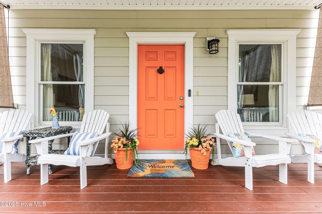 Photo of 114 NE 42nd Street, Oak Island, NC 28465 (MLS # 100507890)